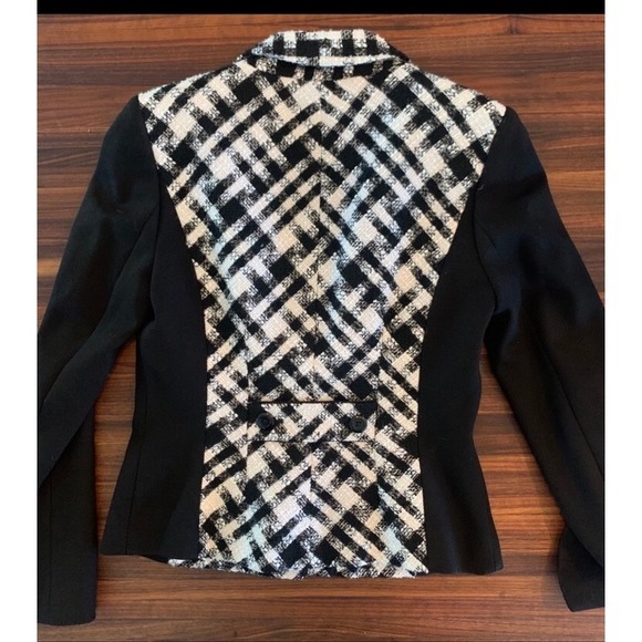 White‎ House Black Market Wool Blend Jacket Black and White Tweed Womens Size 4 - Picture 1 of 2